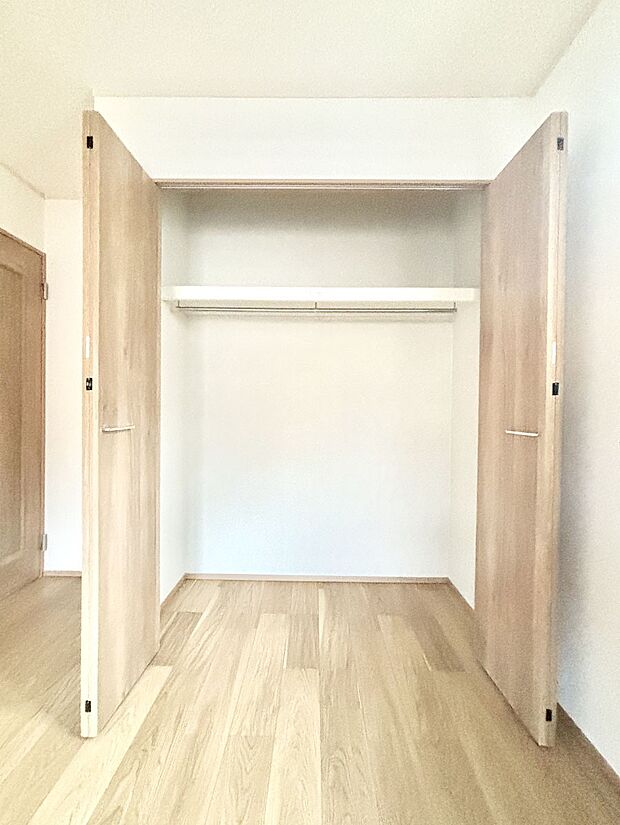 【収納】たっぷりの収納スペースで快適に暮らせそう 