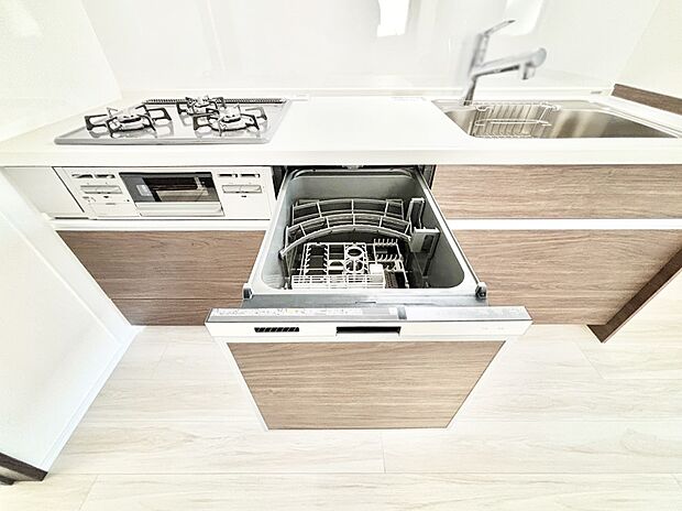 【食洗機】面倒なお片づけは食洗機にお任せ!家事の負担が減って、時間にも気持ちにもゆとりができます。