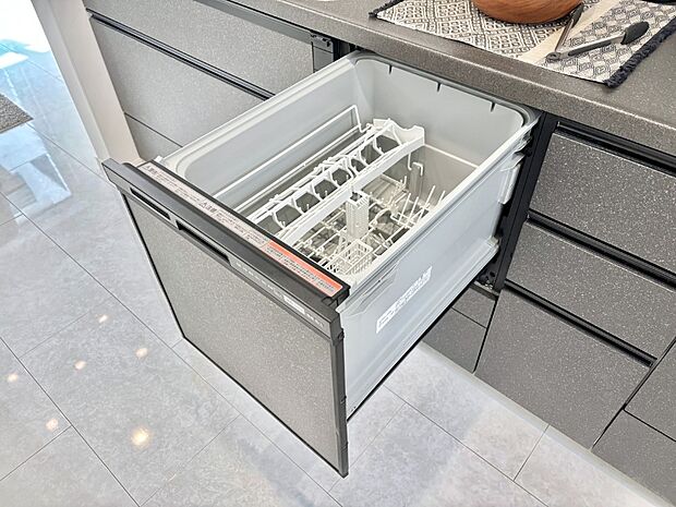 【食洗機】面倒なお片づけは食洗機にお任せ!家事の負担が減って、時間にも気持ちにもゆとりができます。