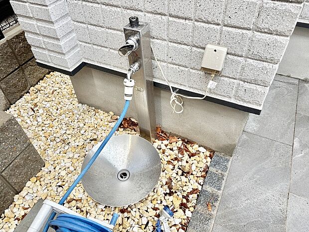 【その他現地】ガーデニングやお掃除に便利な外水栓