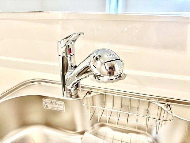 【浄水器】いつでも清潔なおいしいお水を。一つの水栓で水道水と浄水を使い分け。