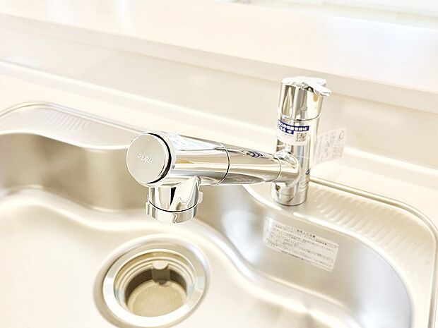 【蛇口一体型浄水器】いつでも清潔なおいしいお水を。一つの水栓で水道水と浄水を使い分け。