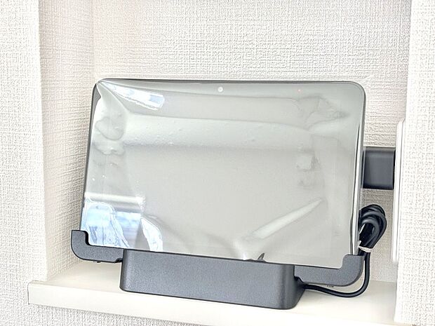【その他内観】インターホンや家電操作など、豊富な機能でくらしを便利にする多機能タブレット