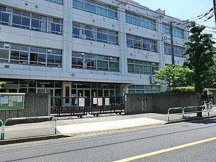 世田谷区立船橋希望中学校 1155m