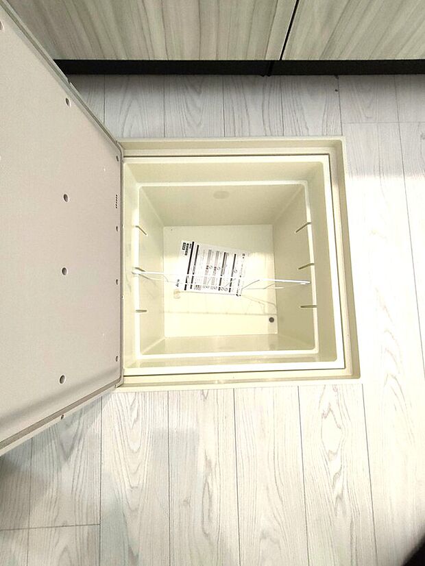 【床下収納】うれしい床下収納スペースです♪