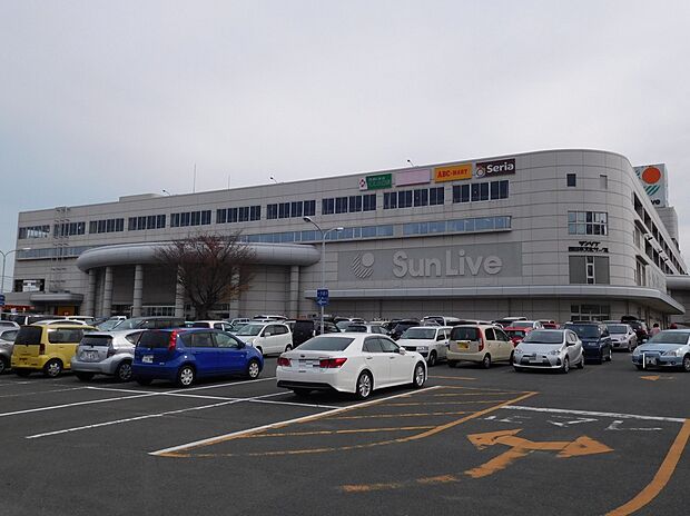 サンリブ古賀店（約804m）