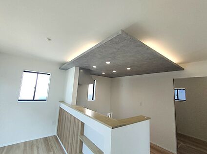 折下げ天井(1号棟)
