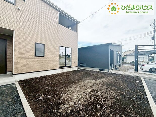 【庭】《3号棟》お庭付物件になります！お庭遊びや、プールなどお子様も大喜び(^^)