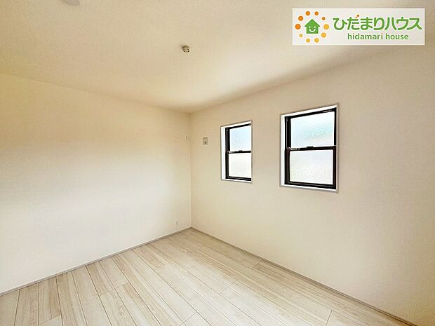 【子供部屋】白を基調とした開放感あふれるルームデザイン(^^)