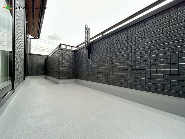 南東向きバルコニー