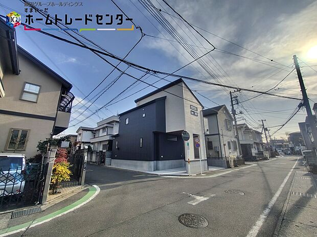 ひとたび扉を開けばそこに待っているのは上質な空間とマイホームでの新生活をイメージさせる優雅なひととき。「この家なら…」ではなく「ここに住みたい♪」と思う感動をお届けいたします。