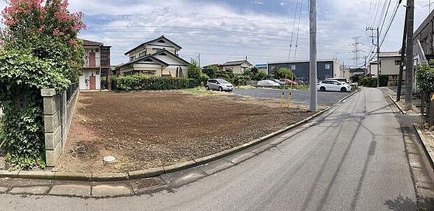 ひとたび扉を開けばそこに待っているのは上質な空間とマイホームでの新生活をイメージさせる優雅なひととき。「この家なら…」ではなく「ここに住みたい♪」と思う感動をお届けいたします。