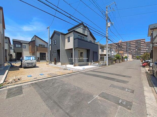 ひとたび扉を開けばそこに待っているのは上質な空間とマイホームでの新生活をイメージさせる優雅なひととき。「この家なら…」ではなく「ここに住みたい♪」と思う感動をお届けいたします。