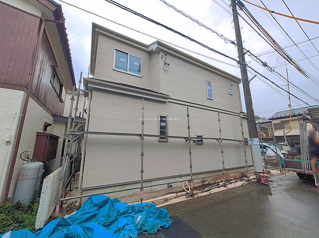 住宅性能評価で耐震等級３（最高等級）を取得！お客様を守る大切な住宅だからこそ、第三者の検査を受けて安心して住んでいただける住宅をご案内させて頂きます。その頑丈さを、ぜひ現地にてご体感くださいませ。
