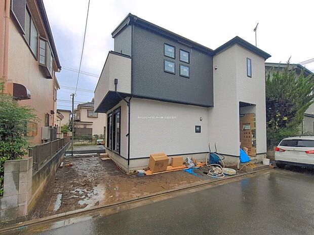 住宅性能評価で耐震等級3(最高等級)を取得!お客様を守る大切な住宅だからこそ、第三者の検査を受けて安心して住んでいただける住宅をご案内させて頂きます。その頑丈さを、ぜひ現地にてご体感くださいませ。
