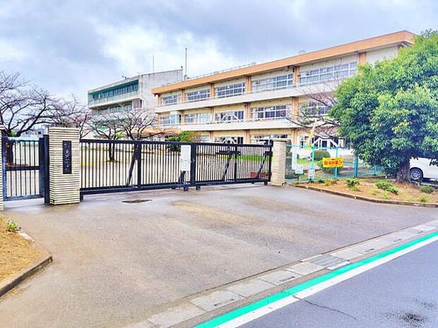 吉見町立東第一小学校（約900m）