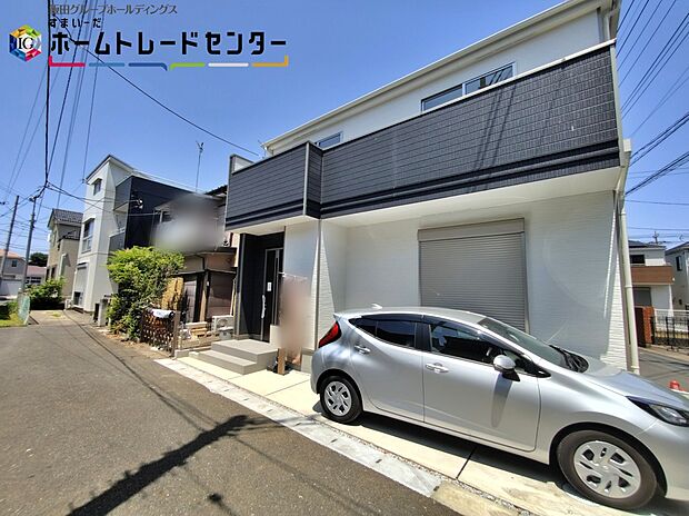【現地外観写真】一戸建ての大きなメリットは、「自分の土地」を自由に使えること。好きなペットが飼えるほか、ガーデニングやＤＩＹ、車やバイクの手入れなど様々な趣味を楽しめます♪

