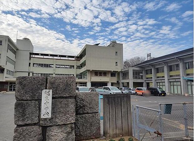 越生町立越生中学校（約3,400m）