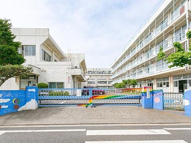 川越市立高階北小学校(約320m)