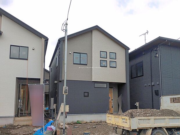【現地外観写真】住宅性能評価で耐震等級3(最高等級)を取得!お客様を守る大切な住宅だからこそ、第三者の検査を受けて安心して住んでいただける住宅をご案内させて頂きます。その頑丈さを、ぜひ現地にてご体感くださいませ。