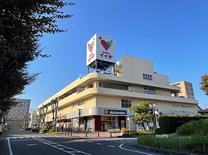 コモディイイダ鶴ヶ島店 400m(徒歩5分)