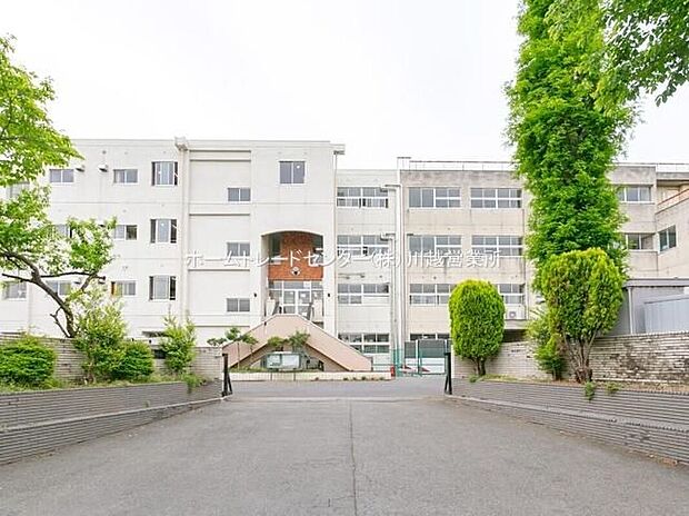 川越市立初雁中学校(約1,200m)