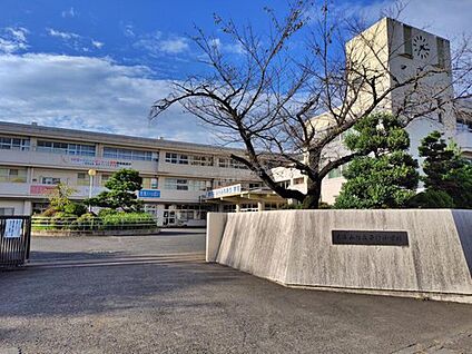 毛呂山町立泉野小学校 1500m (徒歩19分)