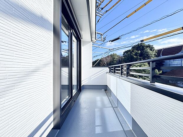 南向きで陽当たり良好なバルコニー！