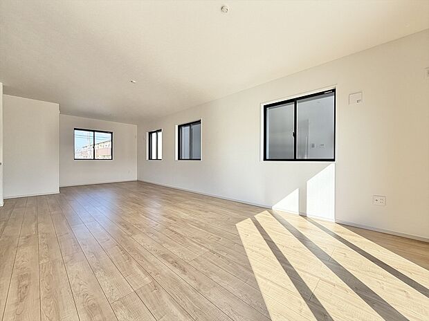 2号棟 ライフプランに合わせて間仕切りを付ければ5LDKに変更する事も可能です。