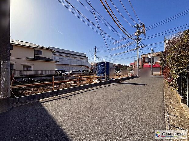 近くの完成物件と一緒に、ご内覧いただけます。物件の陽当りや通風・仕様設備、周辺環境や街並みなど、是非一度現地をご確認ください♪