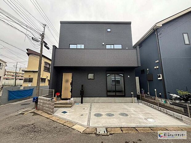 京成本線「市川真間」駅までバス9分♪JR総武線「市川」駅までバス12分♪
「曽谷橋」停歩5分!開放的な角地のお住まいです☆