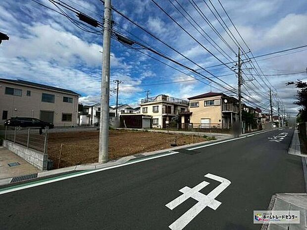 休日にご家族揃ってご見学はいかがでしょうか♪実際の現地を見てみると図面などではわからない、新たな発見もありますのでまずはお気軽にお問い合わせください♪