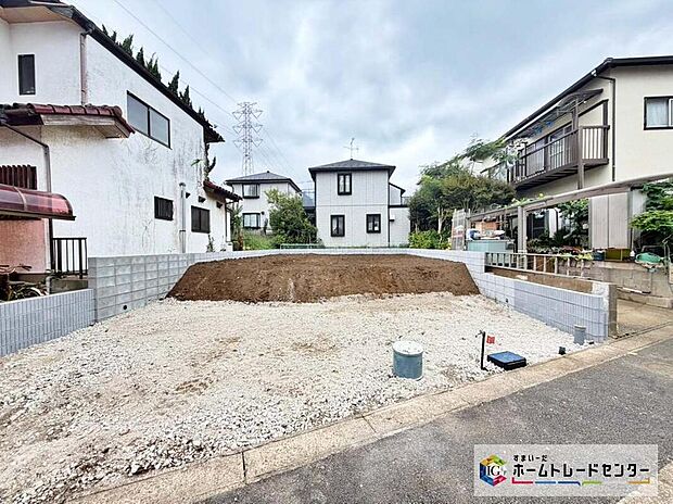 休日にご家族揃ってご見学はいかがでしょうか♪実際の現地を見てみると図面などではわからない、新たな発見もありますのでまずはお気軽にお問い合わせください♪
