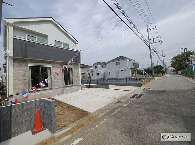 【現地外観写真】全6区画の4棟販売です！住宅性能評価取得物件！地震に強いオリジナル工法を是非お確かめ下さい♪