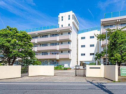 市川市立北方小学校 370ｍ(徒歩5分)