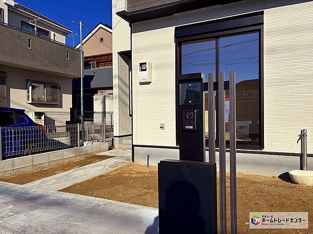 【現地外観写真】【２号棟外観写真】