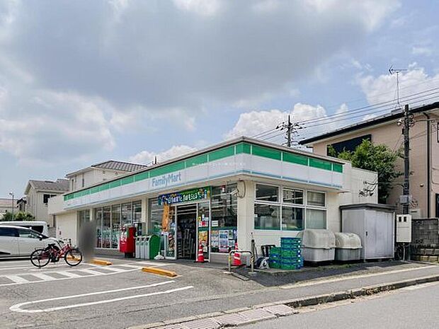 ファミリーマート松戸柿の木店（約190m）