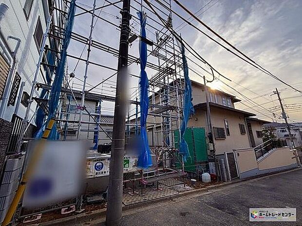 【現地外観写真】休日にご家族揃ってご見学はいかがでしょうか♪実際の現地を見てみると図面などではわからない、新たな発見もありますのでまずはお気軽にお問い合わせください♪