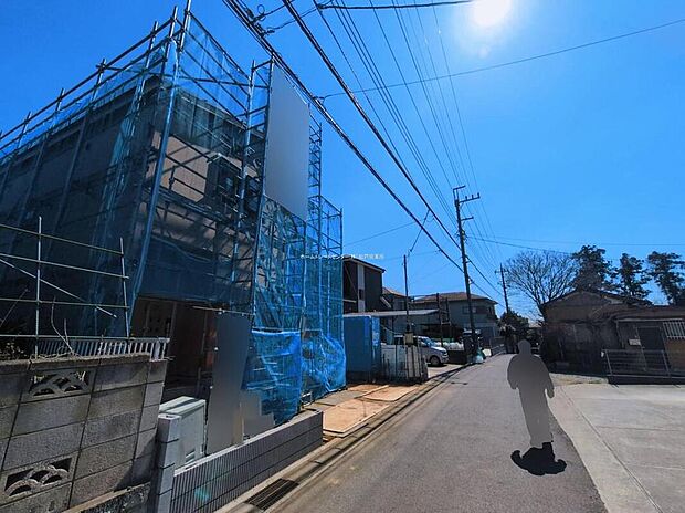 【前面道路含む現地写真】平日・お仕事帰りなど、いつでもご案内致します！お気軽にお問い合わせ下さい