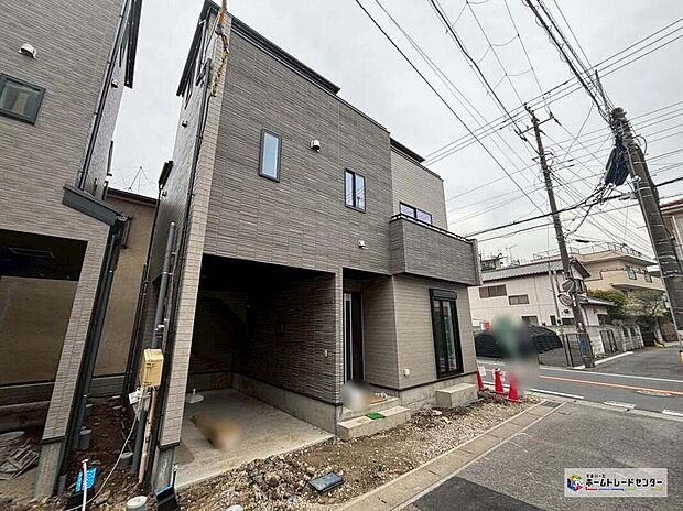 【現地外観写真 ※B号棟】休日にご家族揃ってご見学はいかがでしょうか♪実際の現地を見てみると図面などではわからない、新たな発見もございます。まずはお気軽にお問い合わせください♪