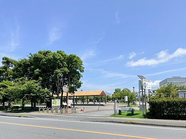 大洲防災公園（約400m）