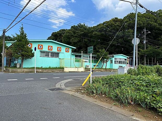 千駄堀栴檀幼稚園（約943m）
