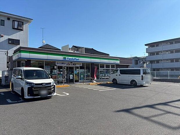 ファミリーマート松戸松飛台店（約529m）
