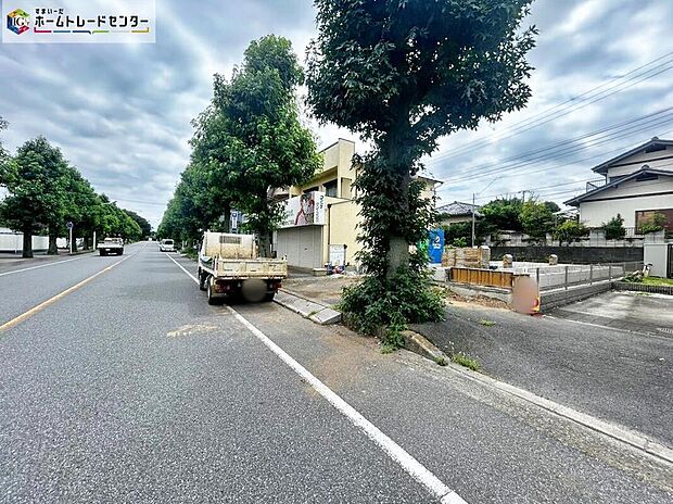 【前面道路含む現地写真】お客様に合った資金計画書の作成や近隣の完成物件のご紹介も可能です♪