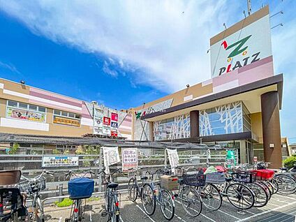プラッツ五香 1654m(徒歩21分)