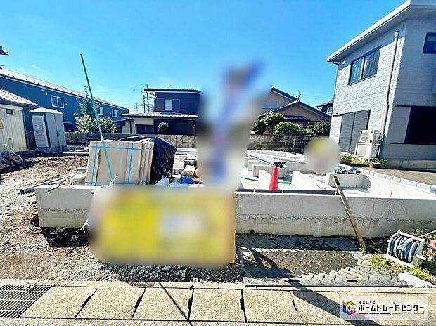 【現地写真】新築一戸建て 家族の笑い声が自然と生まれます!通風・採光を考慮し、細部までこだわった開放感溢れる家☆