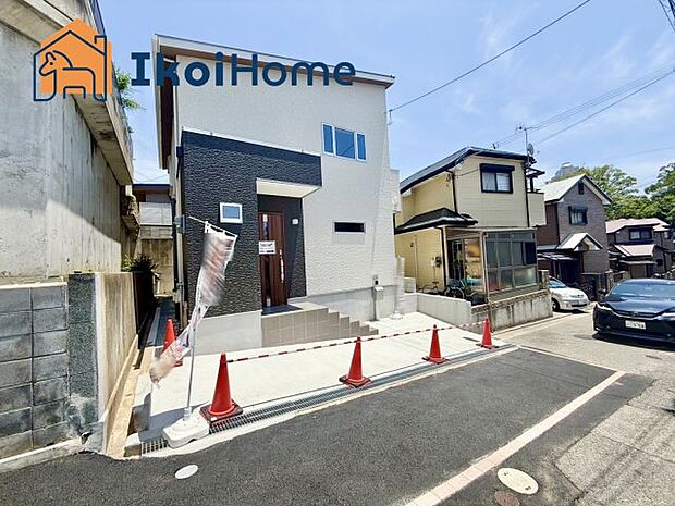 ●年中無休：当日予約可●並列2台駐車可♪人丸小学校徒歩8分、大蔵中学校徒歩15分。