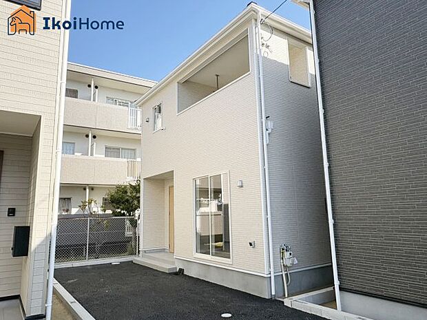 【ホームページに現地動画掲載中】●年中無休：当日予約可●全8区画の新築戸建！地震に強い制振装置搭載♪