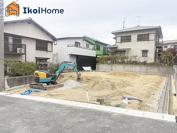 ●年中無休：見学時間9:00～20:00・当日予約可●駐車場は並列３台。普通車3台可能です。