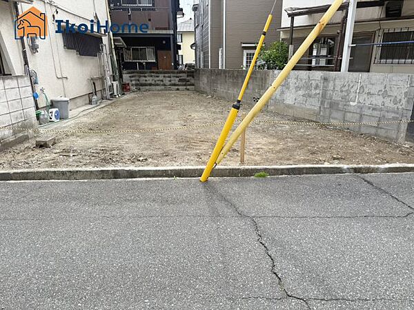 JR土山駅徒歩19分で便利！土地は広くはございませんが駐車場は１台可能です！プランのご相談も可！ 